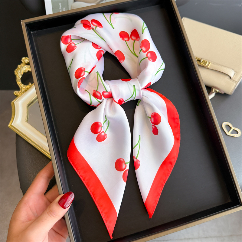 Luxury Bags China - Bufanda cuadrada de satén de lujo